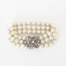 Load image into Gallery viewer, Triple Pearl Strand Bracelet
