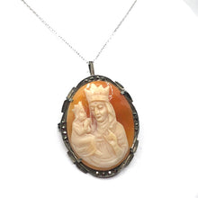 Load image into Gallery viewer, Silver Cameo Pendant
