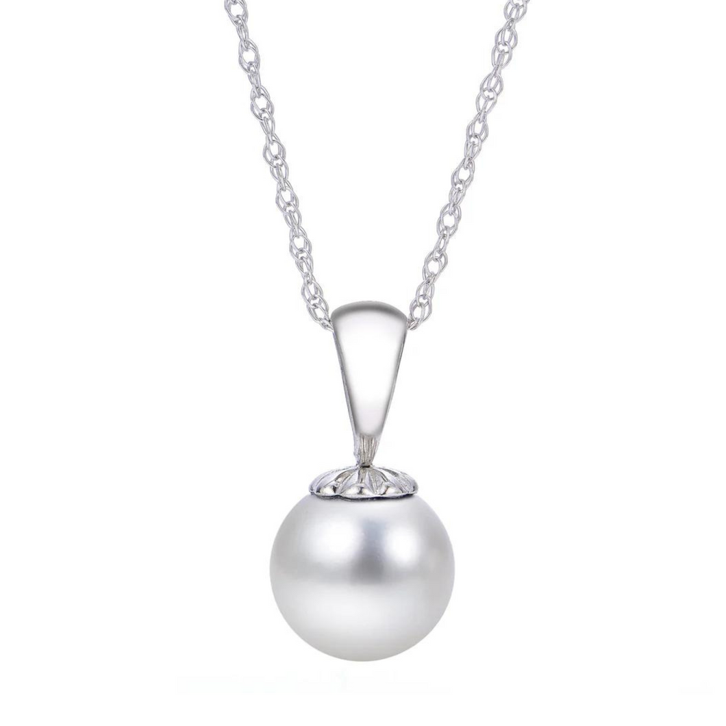 Pearl Pendant Necklace