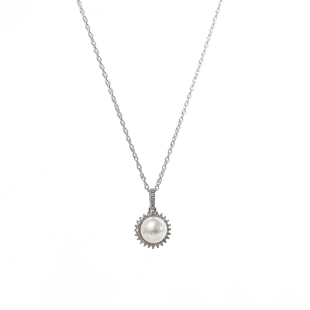 Sadie Pearl Necklace